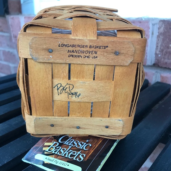 Longaberger Medium Peg Basket (1996) - Picture 2 of 5